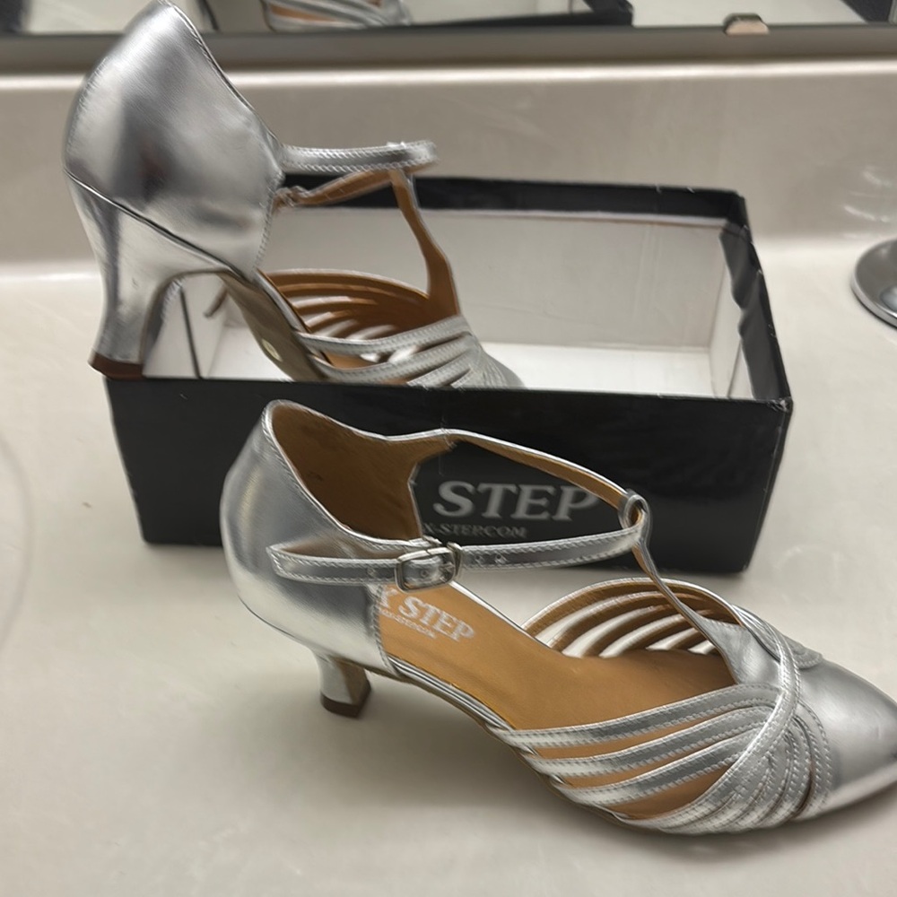 Silver Kitten Heel Dance Shoes with Peep-Toe Design